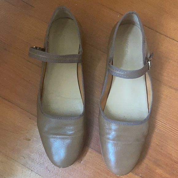 Caron Callahan Ellie Mary Jane in Cognac 39 - Picture 3 of 7